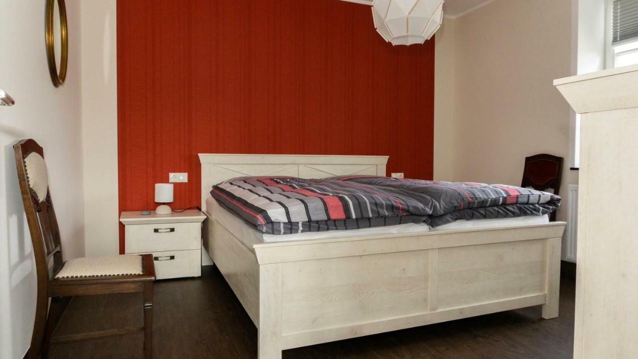 Ferienhaus Alte Schule Volkesfeld Екстериор снимка