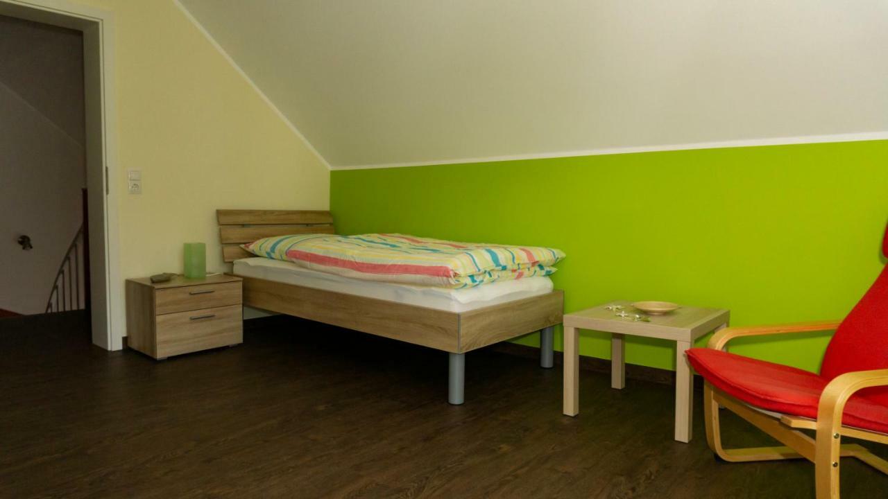 Ferienhaus Alte Schule Volkesfeld Екстериор снимка